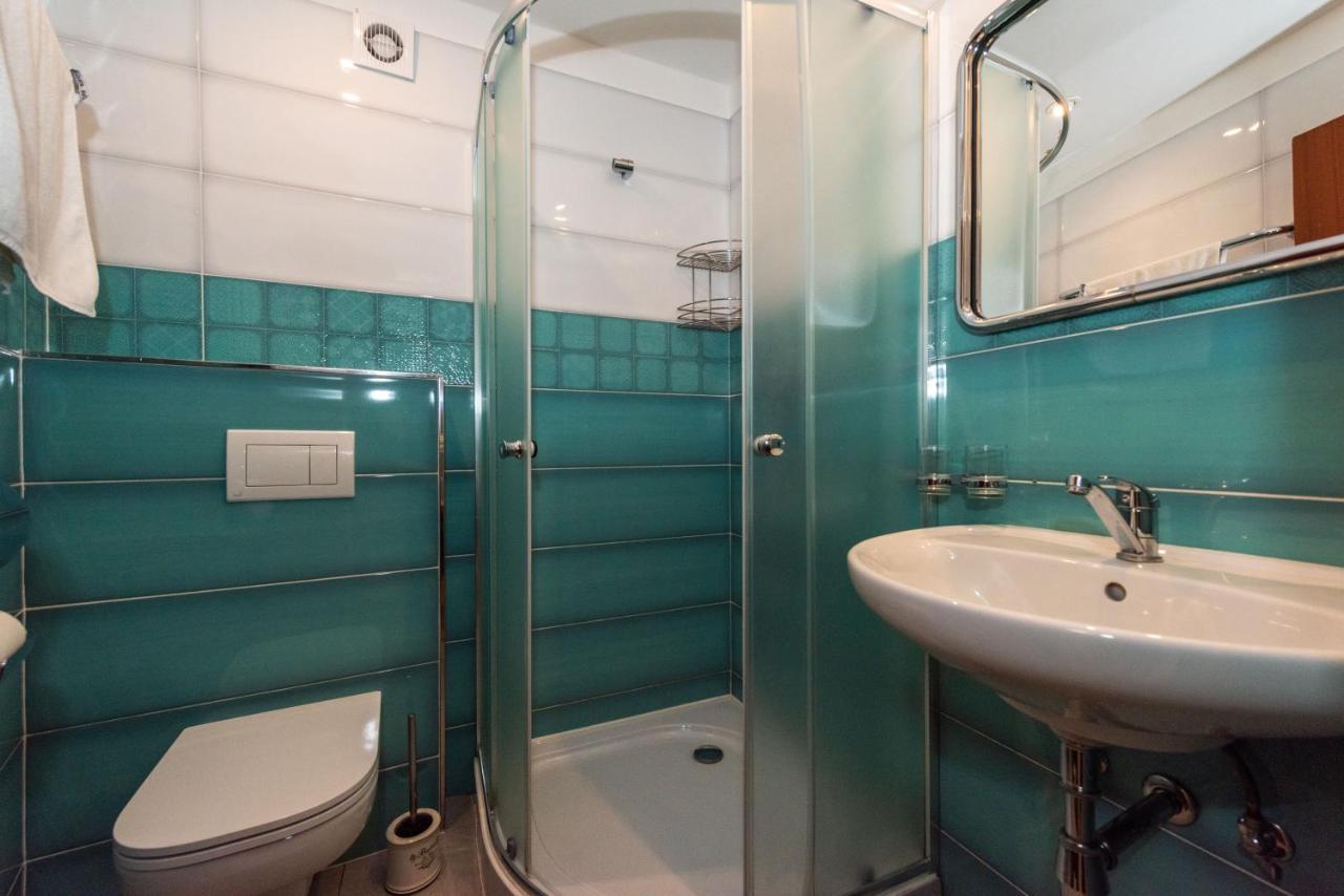 Hotel Modrin Pec pod Snezkou Ngoại thất bức ảnh